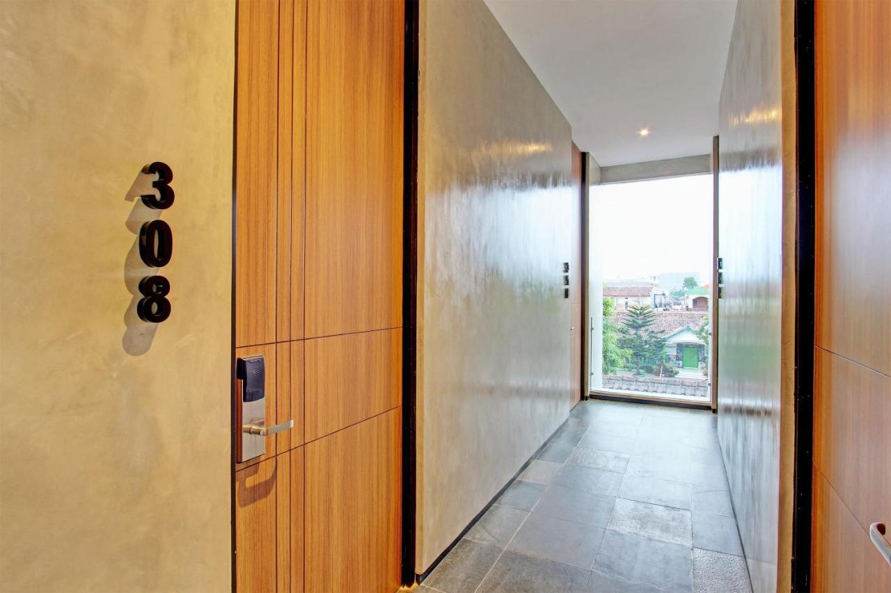 Super Oyo Capital O 92987 Keenan Living Perumnas Maguwo Exterior photo